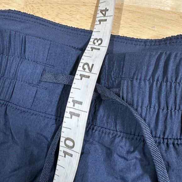 Lululemon License to Train Mid-Rise Lightweight Jogger True Navy Size 14 NWT - Picture 11 of 12